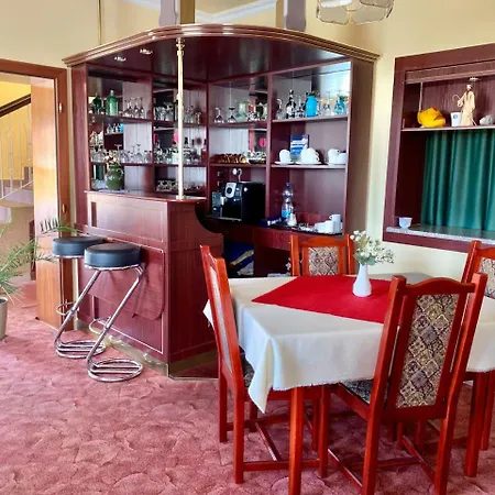 Anna Hotel